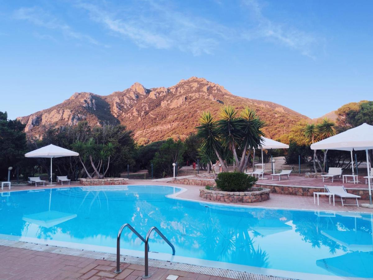 New Camping Coccorrocci Marina di Gairo Eksteriør billede