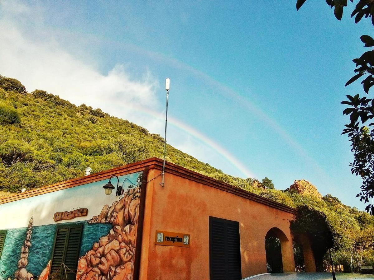 New Camping Coccorrocci Marina di Gairo Eksteriør billede