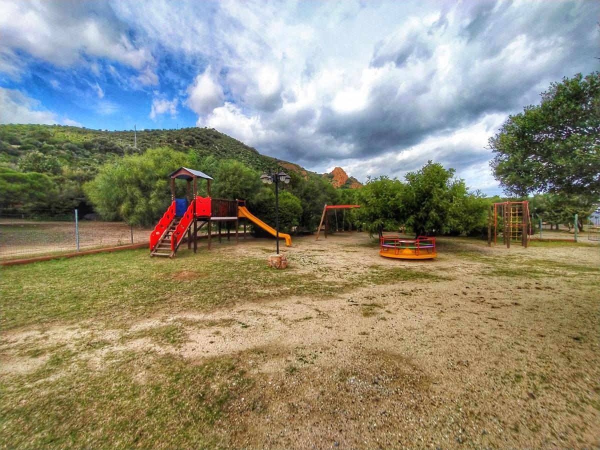 New Camping Coccorrocci Marina di Gairo Eksteriør billede